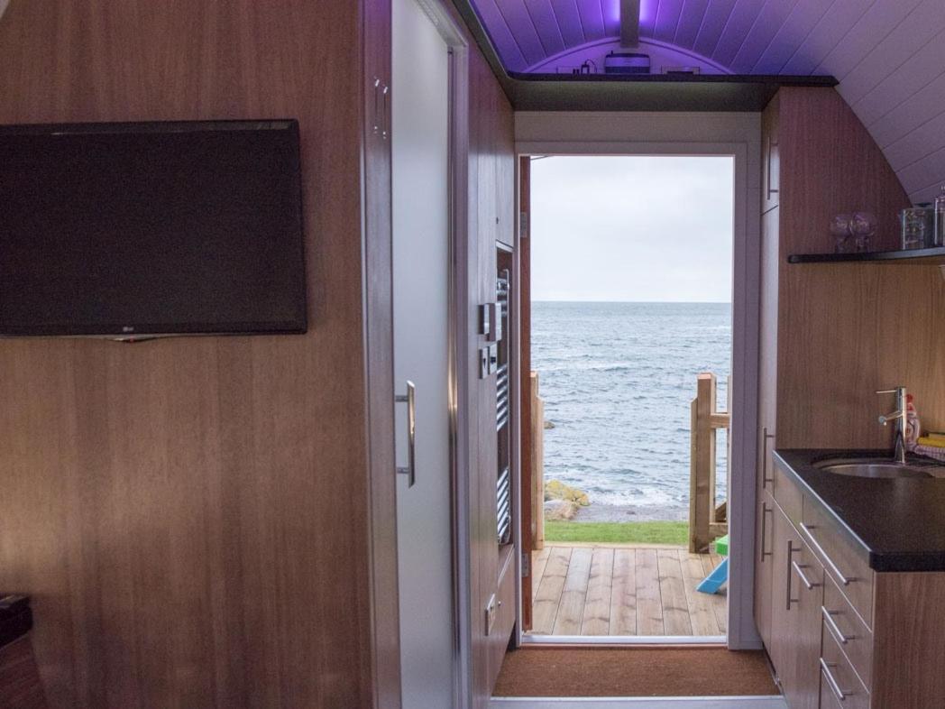Door To The Shore - Seafront Cottages Sandhaven ภายนอก รูปภาพ